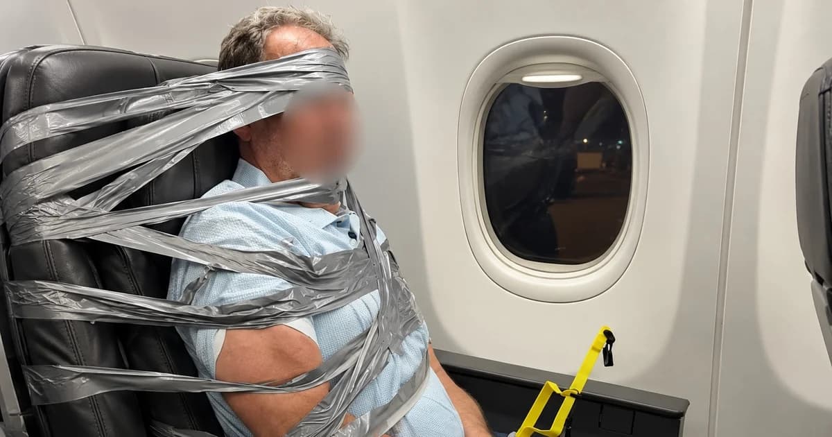 Passageiro é amarrado ao assento após tumulto e voo da American Airlines é desviado nos EUA