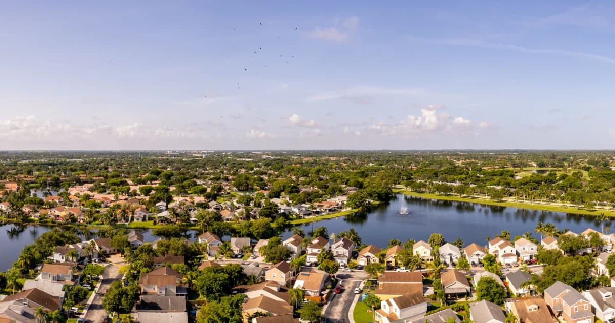 Weston vale o custo? Cidade da Flórida exige orçamento alto de famílias que buscam escolas e segurança