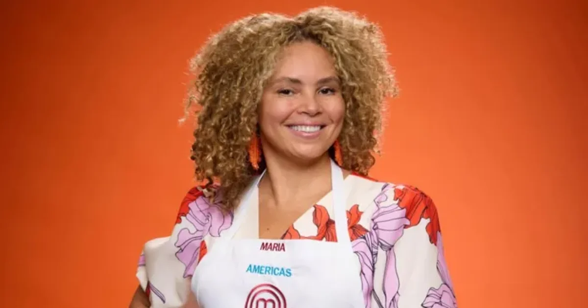 Baiana entra no MasterChef dos EUA com moqueca de camarão e recebe elogio de Gordon Ramsay