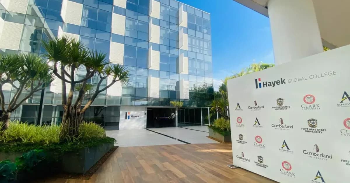 Programa 2+2 abre 50 vagas para graduação no Brasil e conclusão nos Estados Unidos