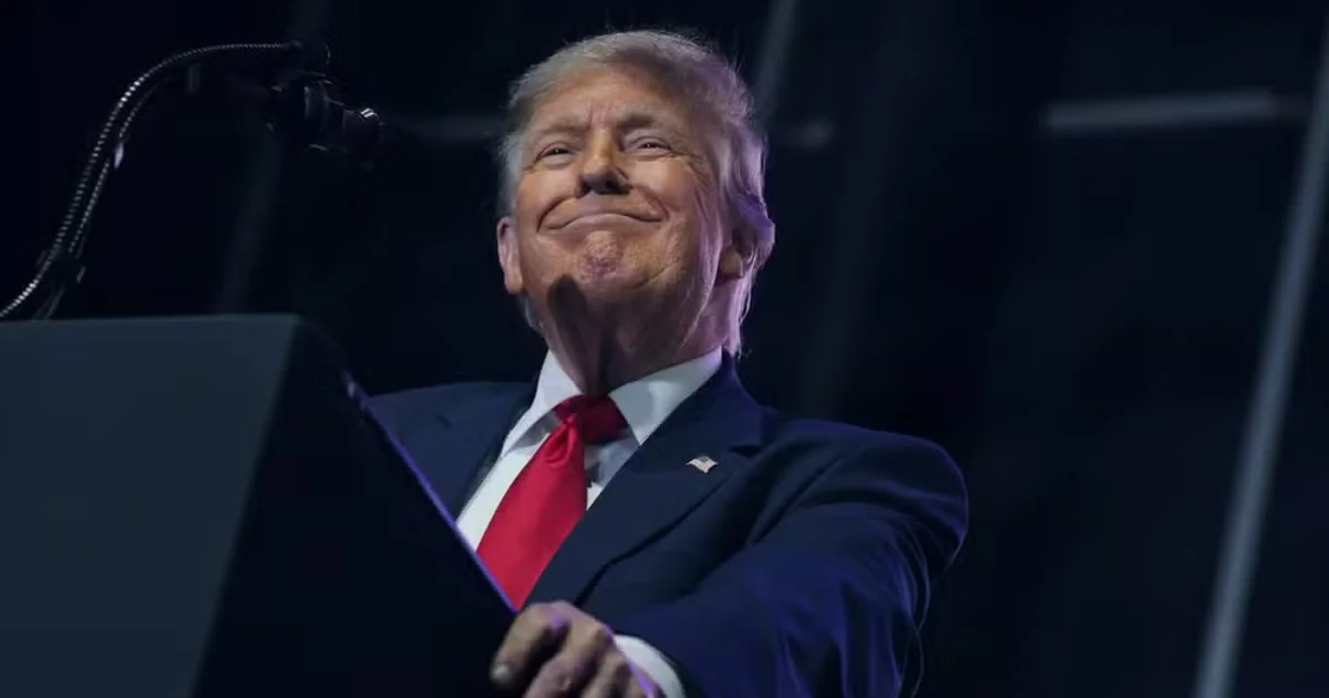 Relatório mostra que negócios de Trump passaram de US$ 2 bilhões em 2025