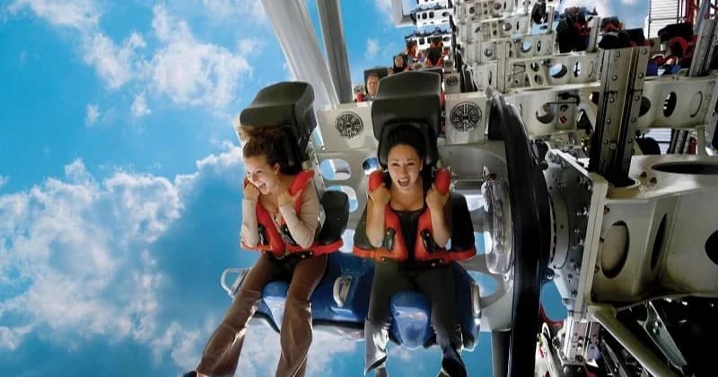 X2 segue fechada após duas mulheres sofrerem graves lesões cerebrais em seis dias no Six Flags