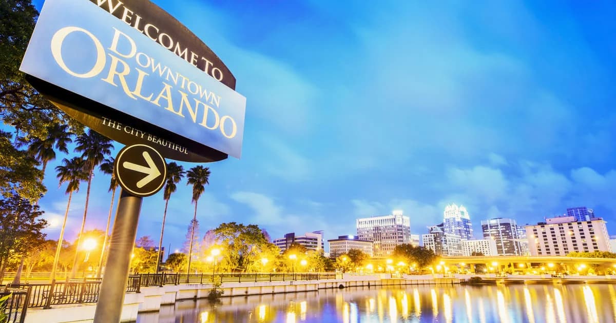 Orlando terá feira de emprego com até 7 mil vagas em meio à alta do mercado de trabalho local